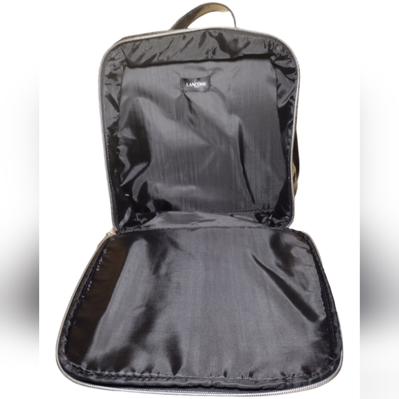 Lancome París Makeup Bag - Picture 2 of 6